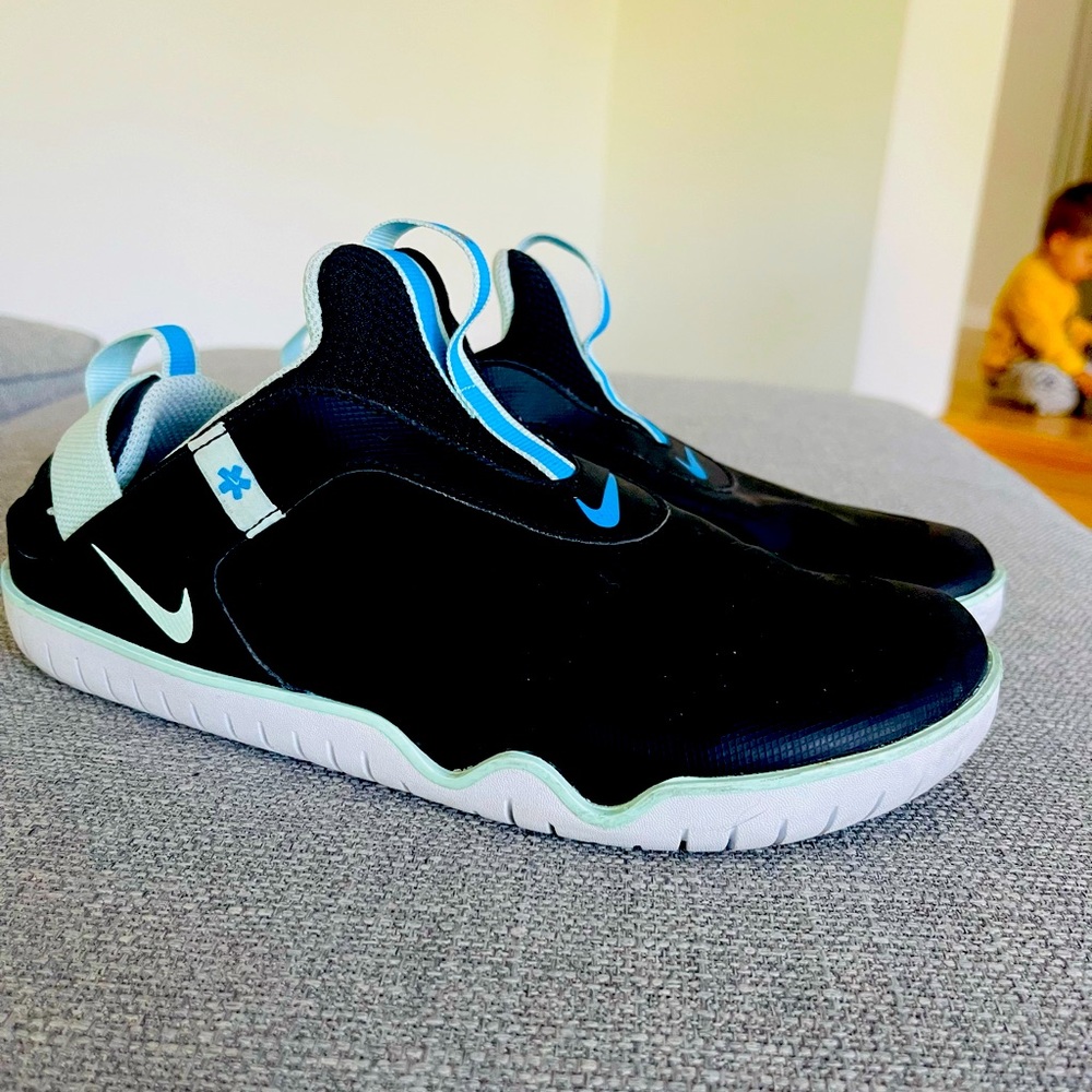 Nike Zoom Plus Nurse shoes. Size 8